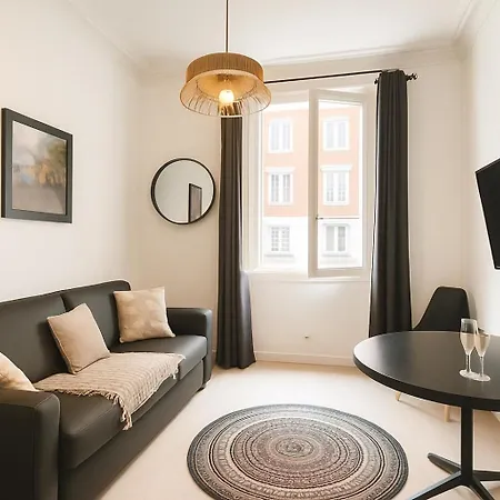 Arc De Triomphe-carnot Luxury & Design Apartment *