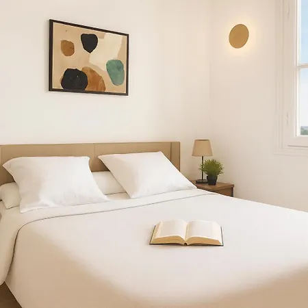 Apartment Arc De Triomphe-carnot Luxury & Design